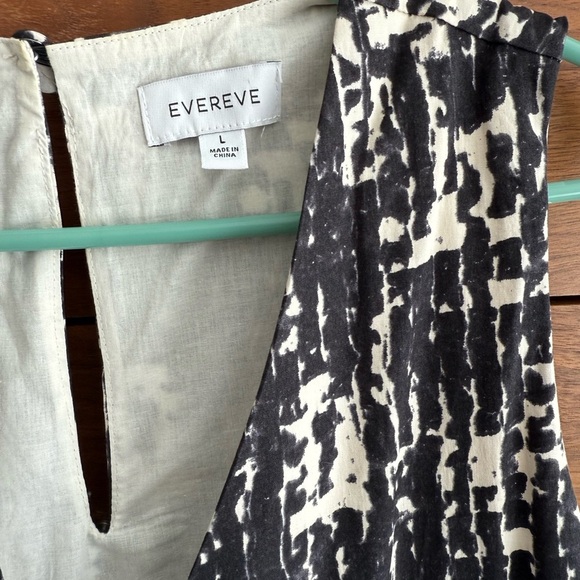 Evereve Black and White Women's Dress - Picture 3 of 6